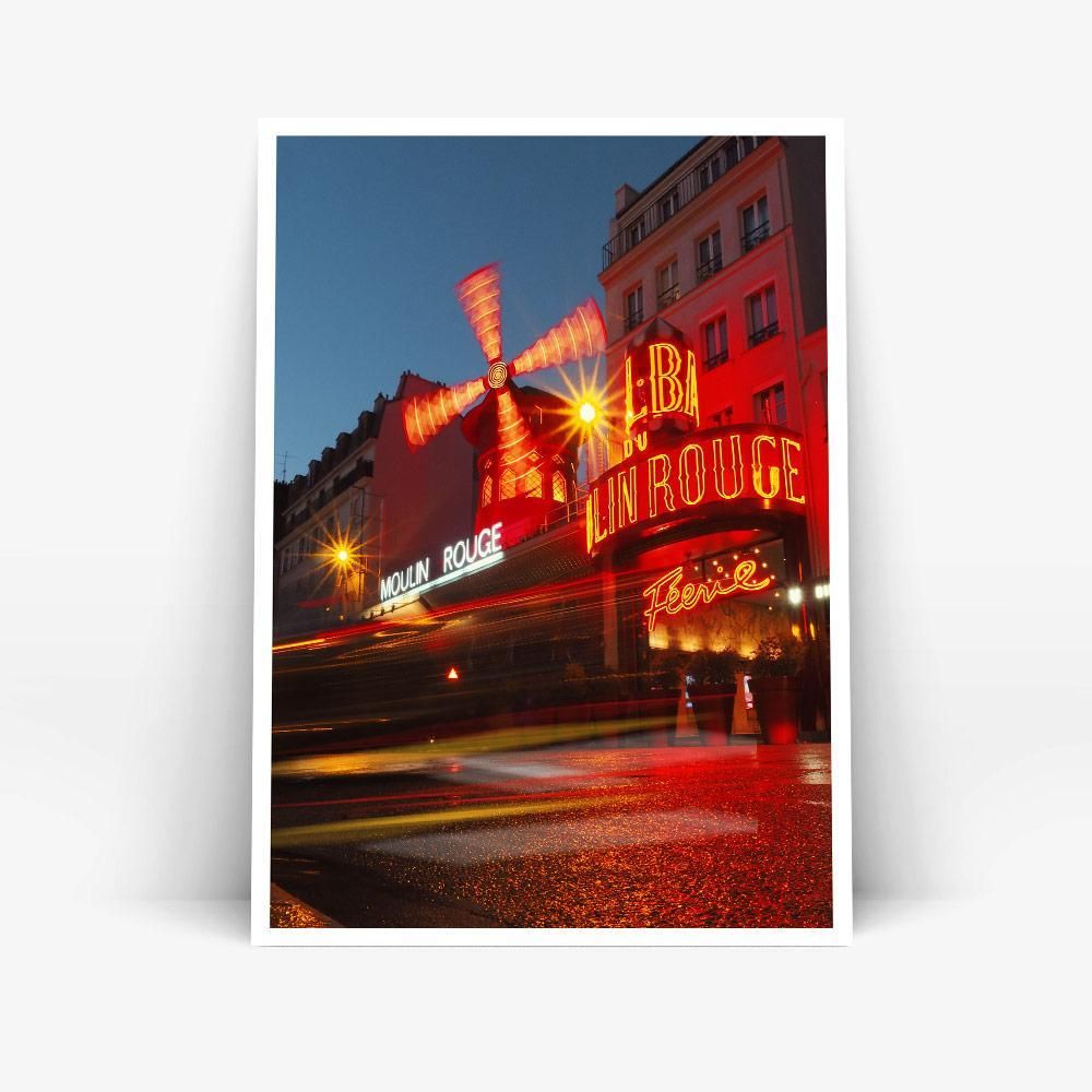 Постер "The red Paris" на Monochrome Hub Gallery от Флор Декор