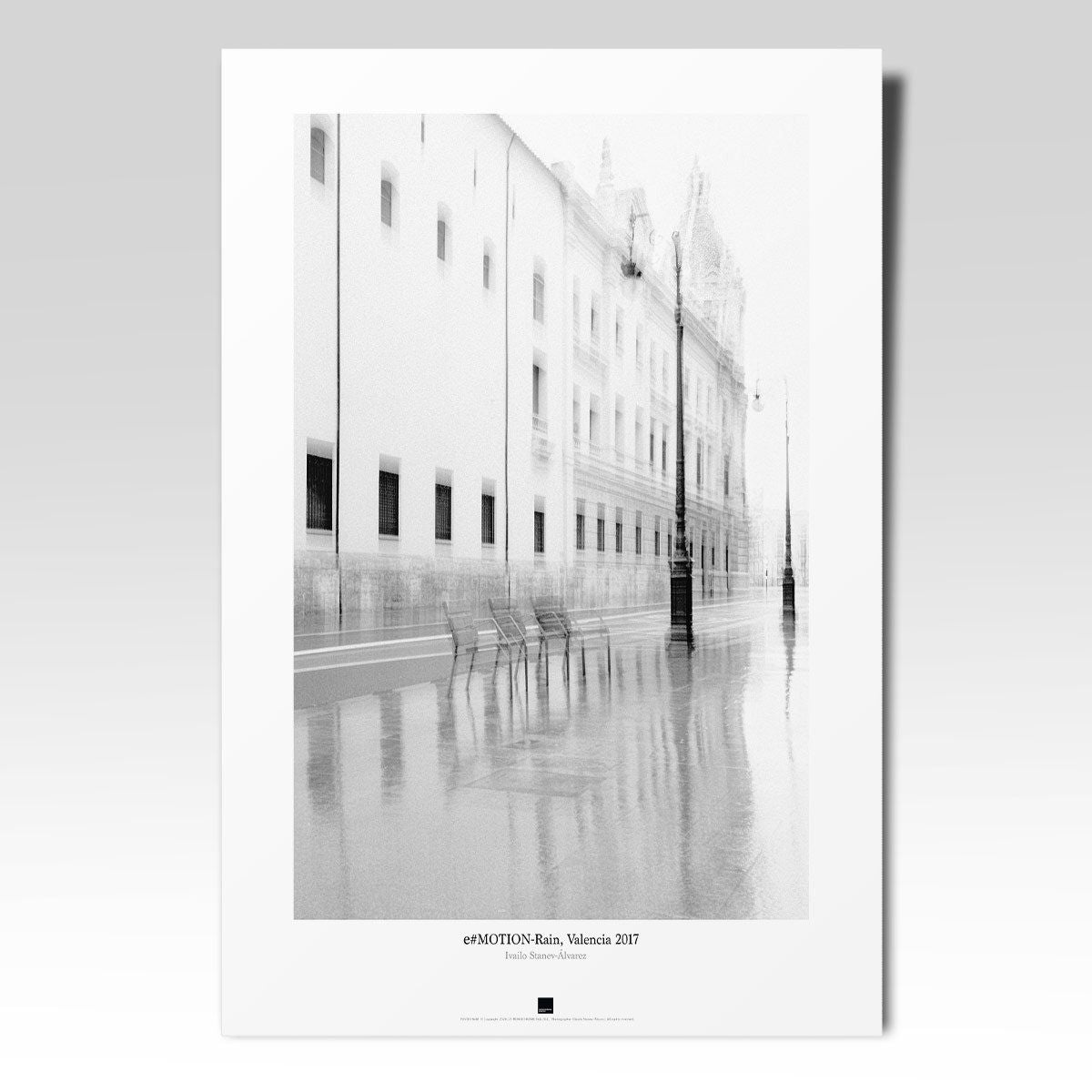 Постер "e#Motion, Rain" на Monochrome Hub Gallery от Флор Декор