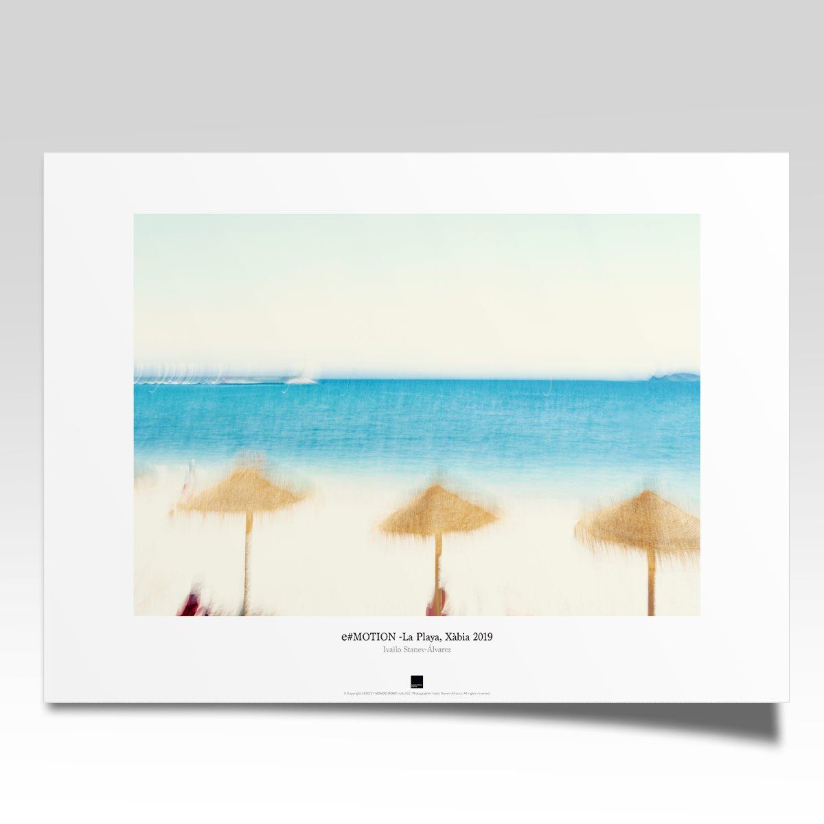 Постер "e#Motion-La Playa, Xàbia" на Monochrome Hub Gallery от Флор Декор