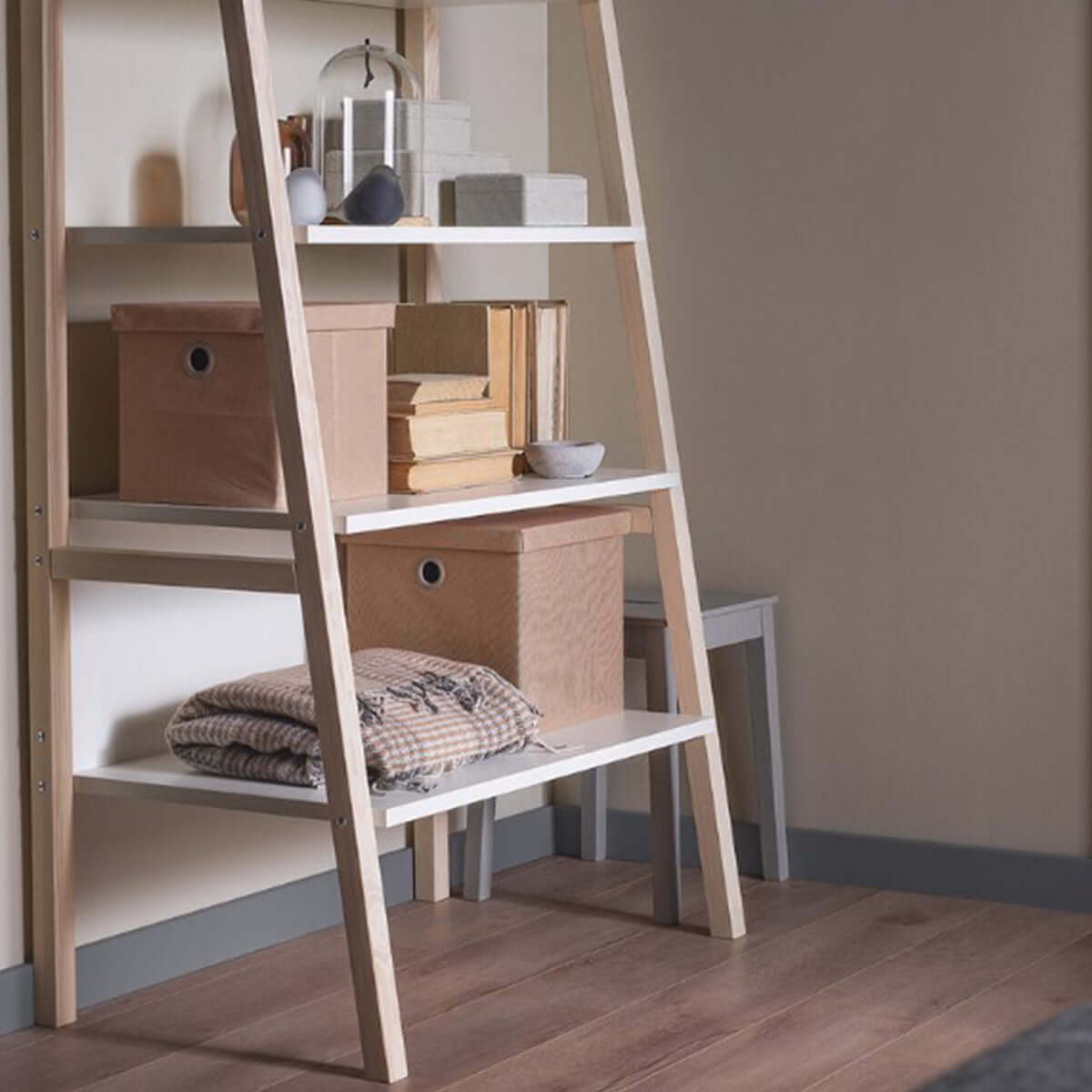 Кутија од плат голема 34 X 34 X 34 STOR I 513DG
