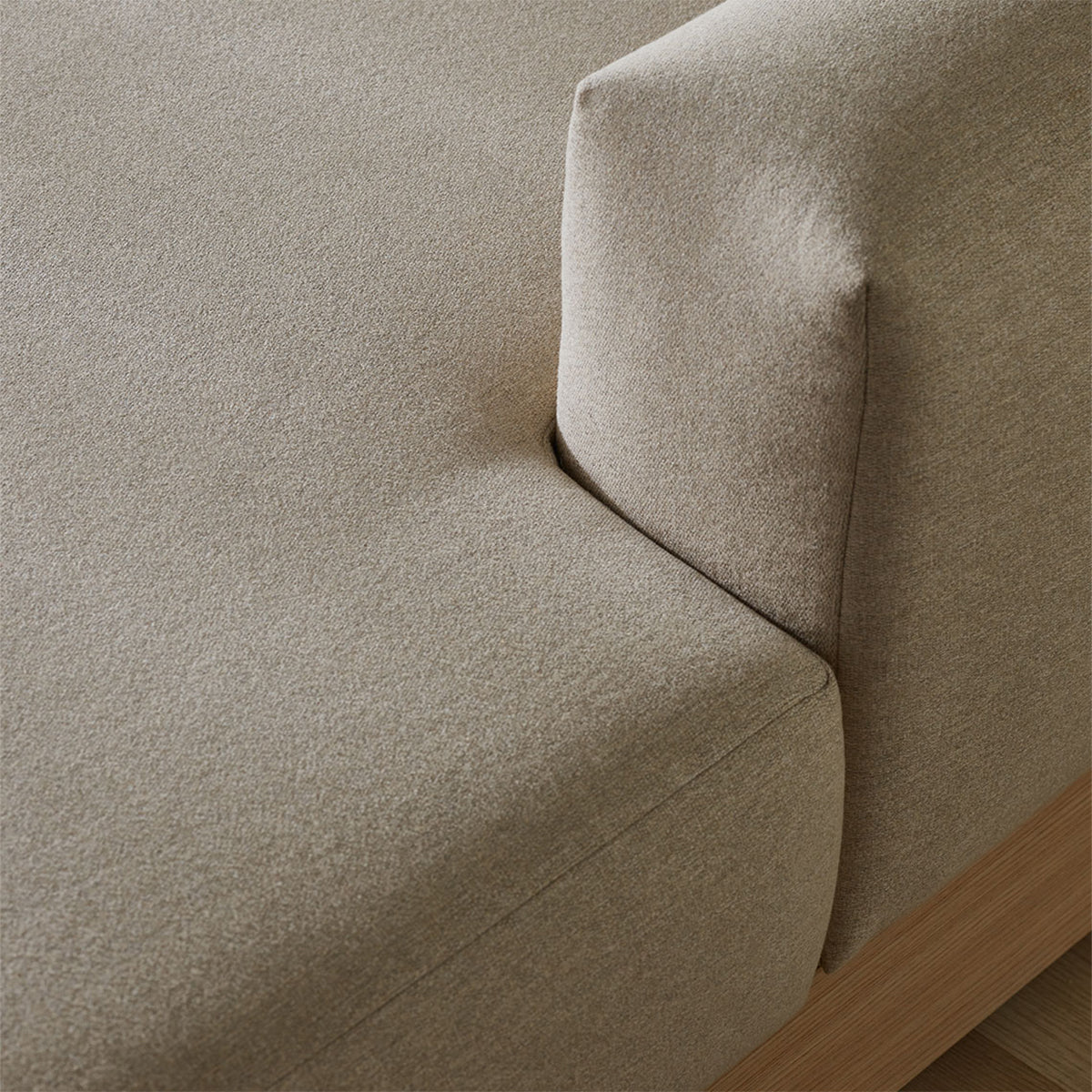 Ъглов диван с декоративна лента STELLO | Мебели VOX