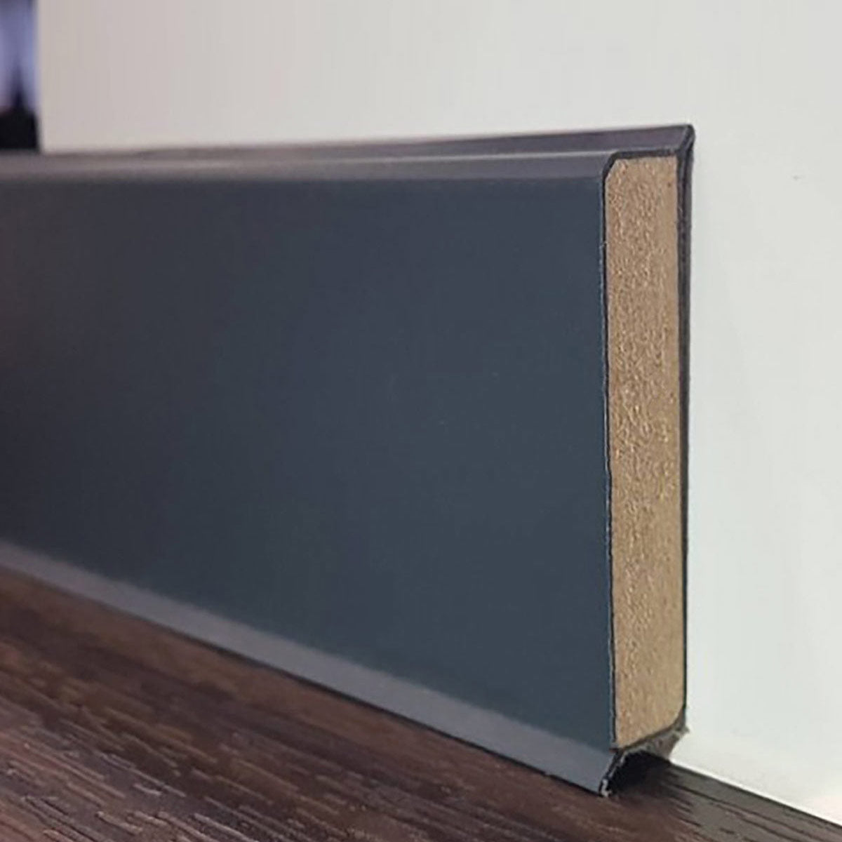 Перваз MDF, CUBU FLEX LIFE CUBU HDF - Черен, 100 мм на Doelken от Флор Декор