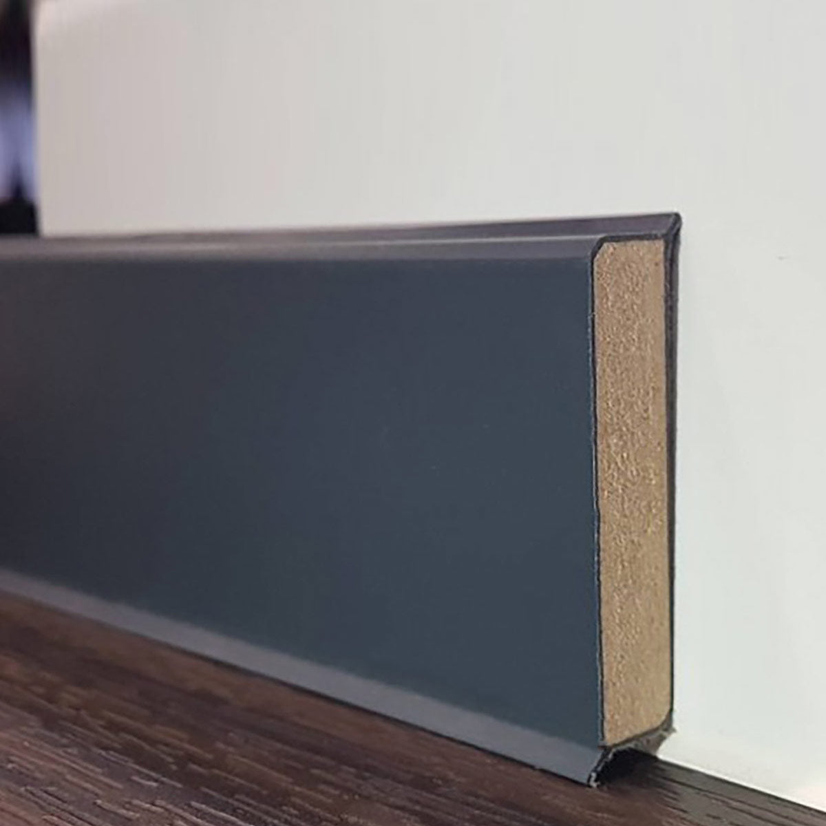 Перваз MDF, CUBU FLEX LIFE CUBU HDF - Черен, 80 мм на Doelken от Флор Декор