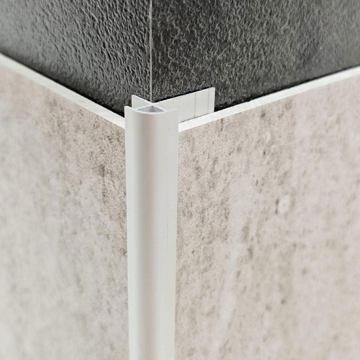 Надворешен агол за ѕидни панели SPC VOX - A71