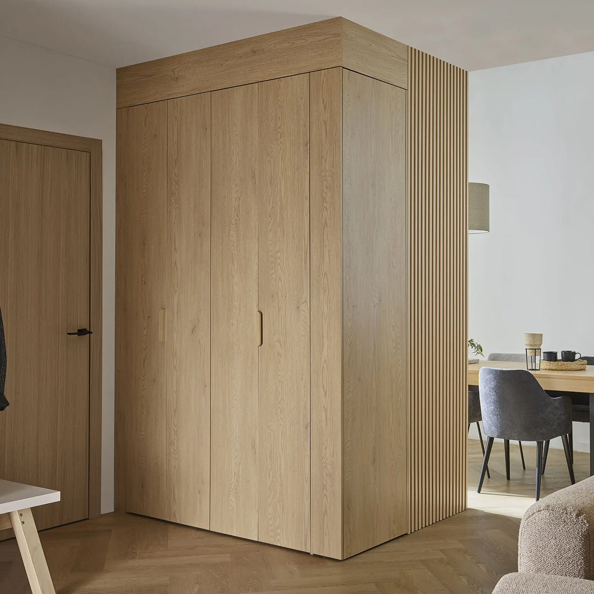 Странски гардероб STOR