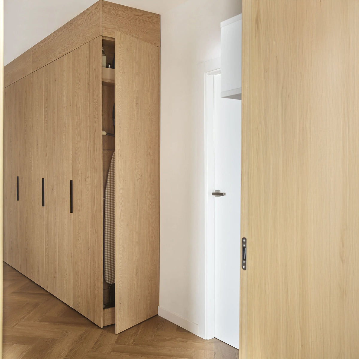 Странски гардероб STOR